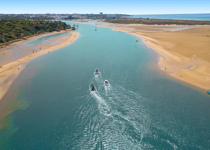 Apartmán Curitiba By Algarve Vacation *